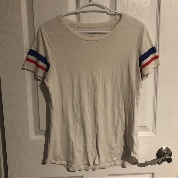 Medium tee - Picture 1 of 3